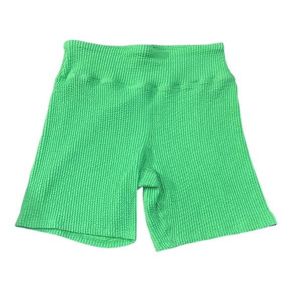 EleVen by Venus Williams Allure Biker Shorts M NWT | Green Apple Textured Knit - Picture 2 of 6
